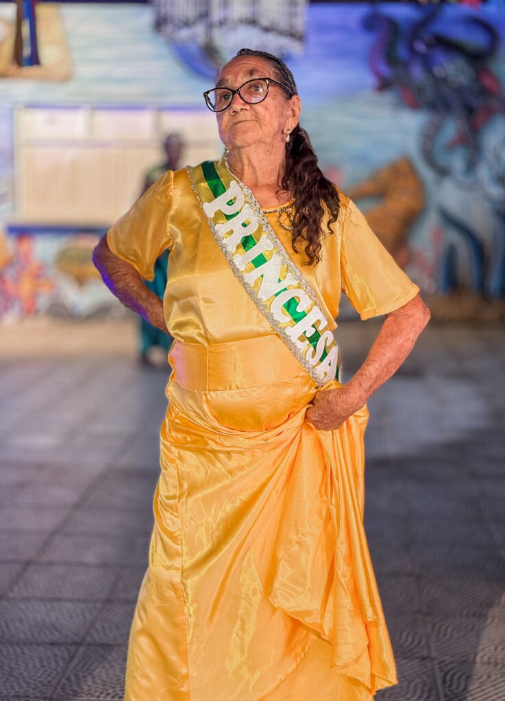 Arraiá da pessoa idosa galinhos